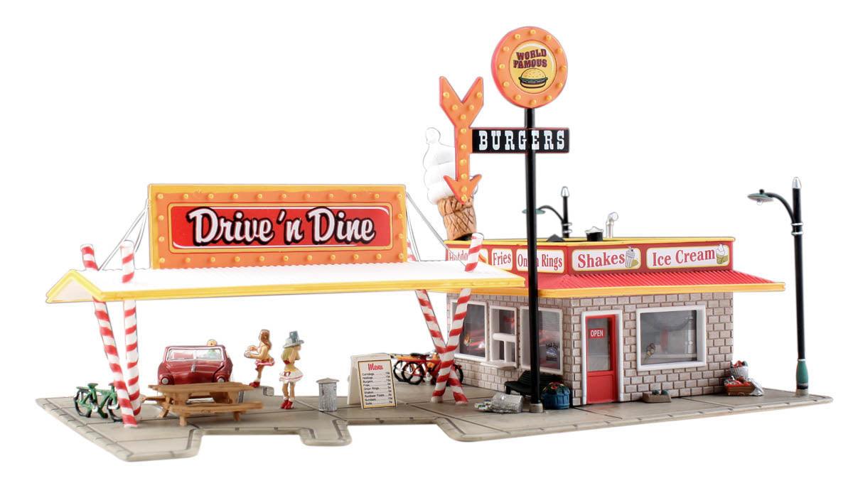 Woodland Scenics BR4929 N Drive 'n Dine Structure  Built-&-Ready