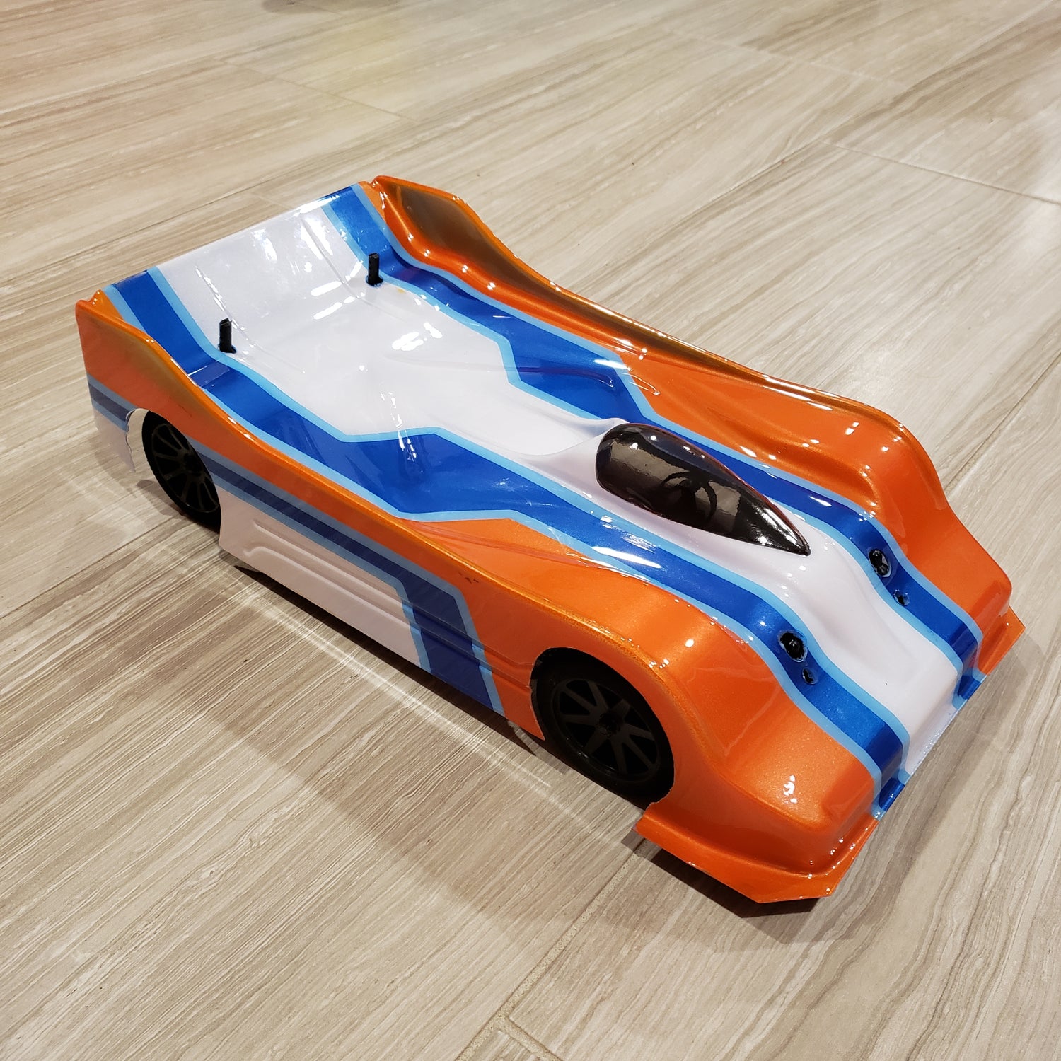 Delta Plastik 0414 LOLA ZYTEC CUPOLINO 1/10 SCALE 200MM RC CAR BODY