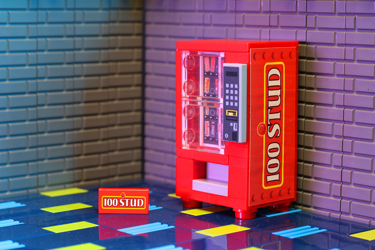 100 Stud - B3 Customs® Candy Vending Machine