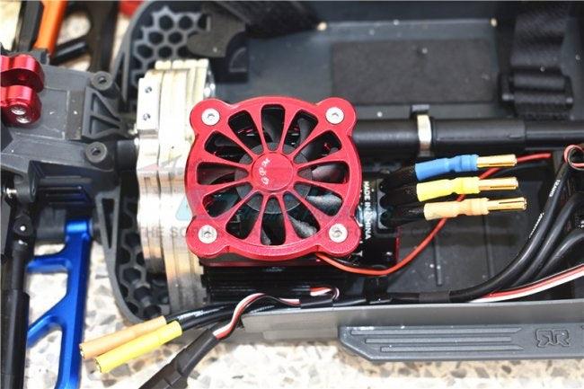 GPM ALUMINUM MOTOR HEATSINK W/ COOLING FAN ARRMA 1:10 KRATON 4S BLX / SENTON RED