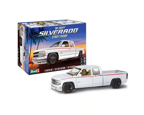 Revell RMX14538 1/25 99 Chevy Silverado Street Pickup Model Kit