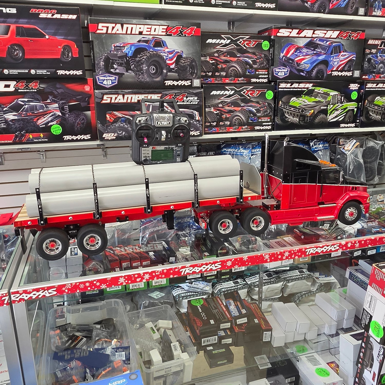 TAMIYA CUSTON KING HAULER W/ REMOTE CONTROL