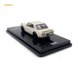 Inno64 Nissan Skyline 2000 GT-R KPGC10 White 1:64