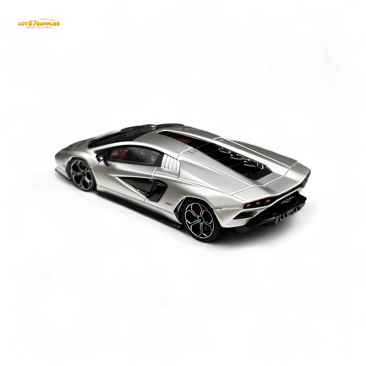 Fuelme Model Lamborghini Countach LPI 800-4 Argento Luna 1:64