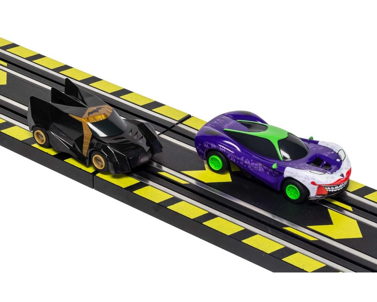 Scalextrics SSRG1155 Batman vs Joker Set Battery Powered
