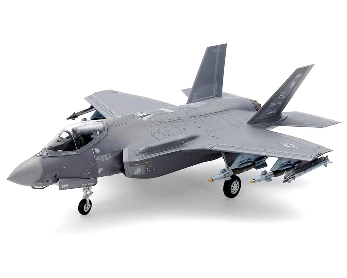 Tamiya TAM60792 1/72 Lockheed Martin F-35A Lightning II Model Kit