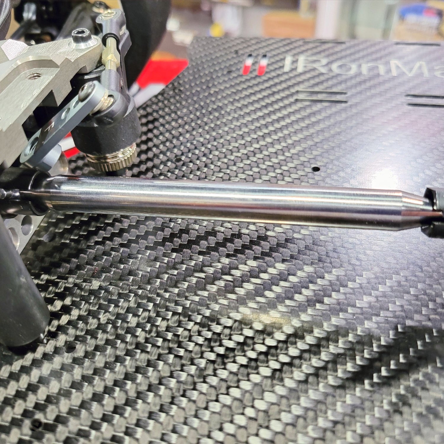 IronManRc HOBAO VTE2 Ejes de transmisión centrales de titanio de 10 mm