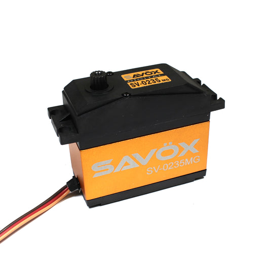 Savox SV-0235MG "Super Speed" Servo digital con engranaje de acero escala 1/5 (alto voltaje)